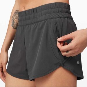 lululemon athletica Tracker Short 4” Size 8